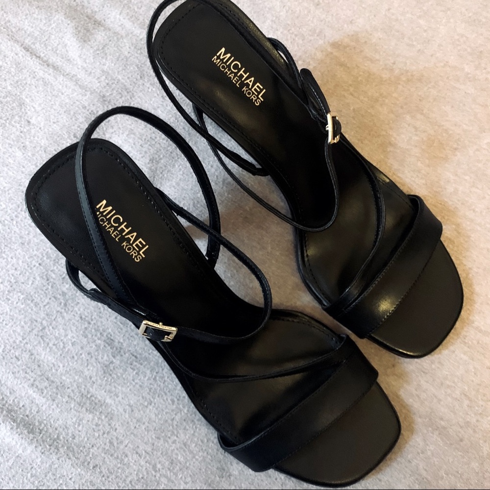 Michael Kors Tasha Leather Sandal - Size 7 NWT